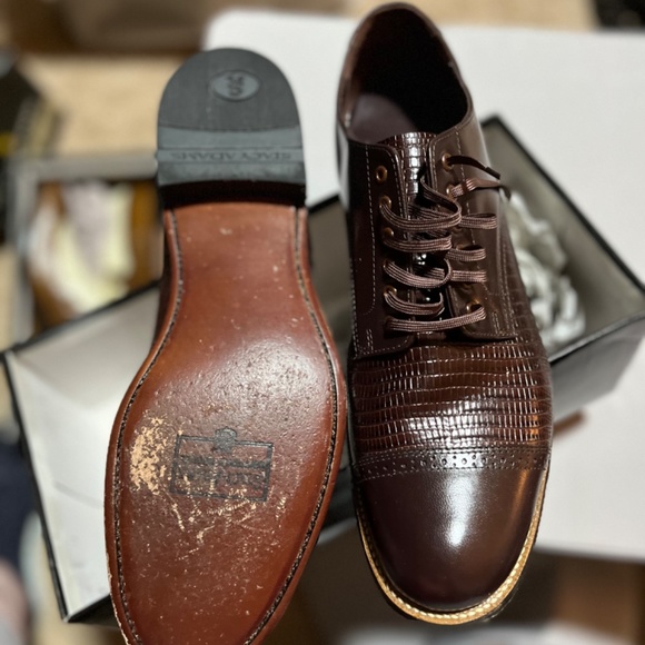 Men’s and women’s shoes main image 4